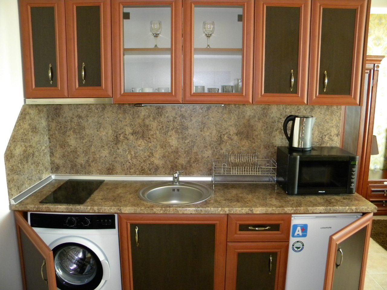 Photo 8